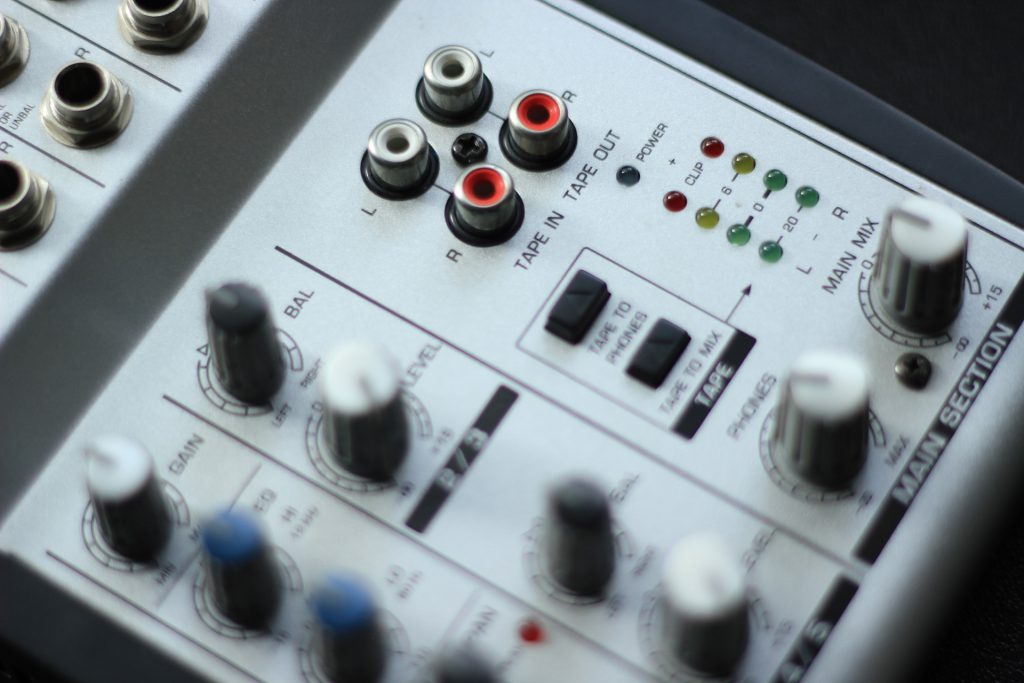 sound-tech